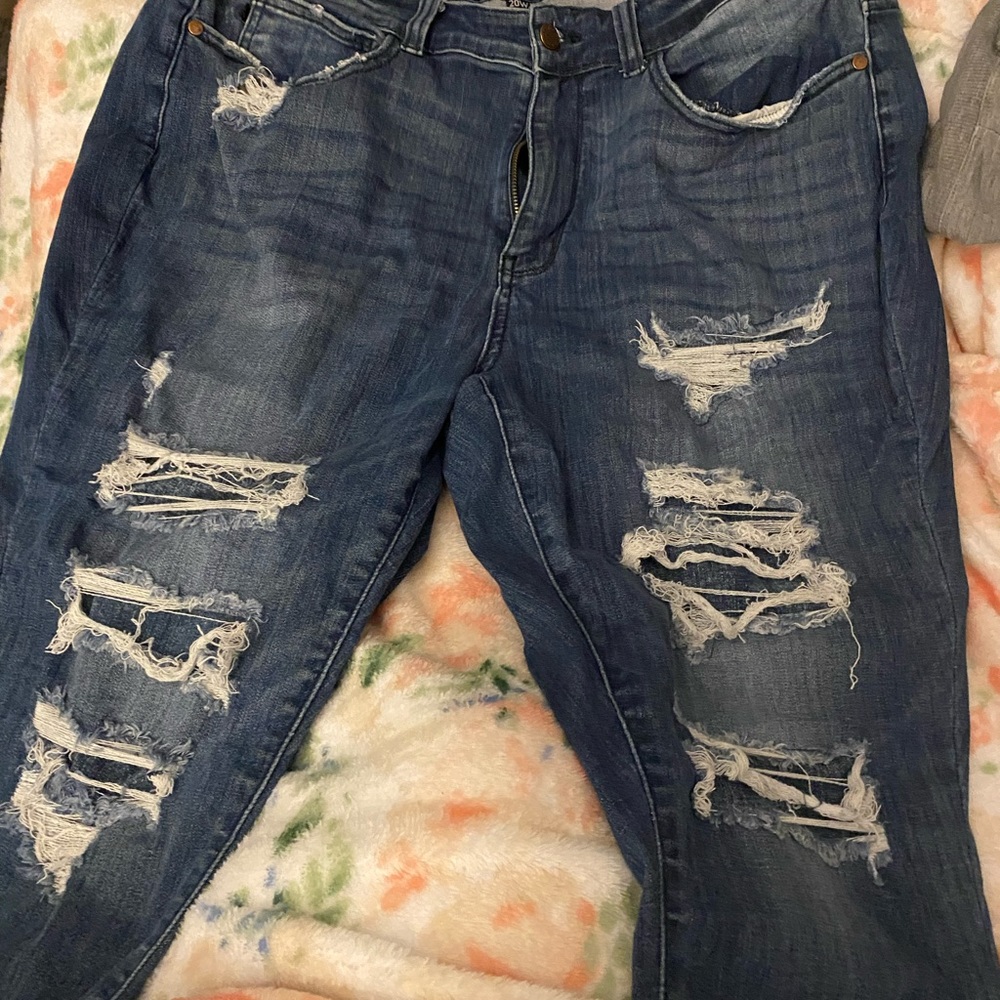 Judy Blue Distressed Boyfriend Jeans with Tapered Legs